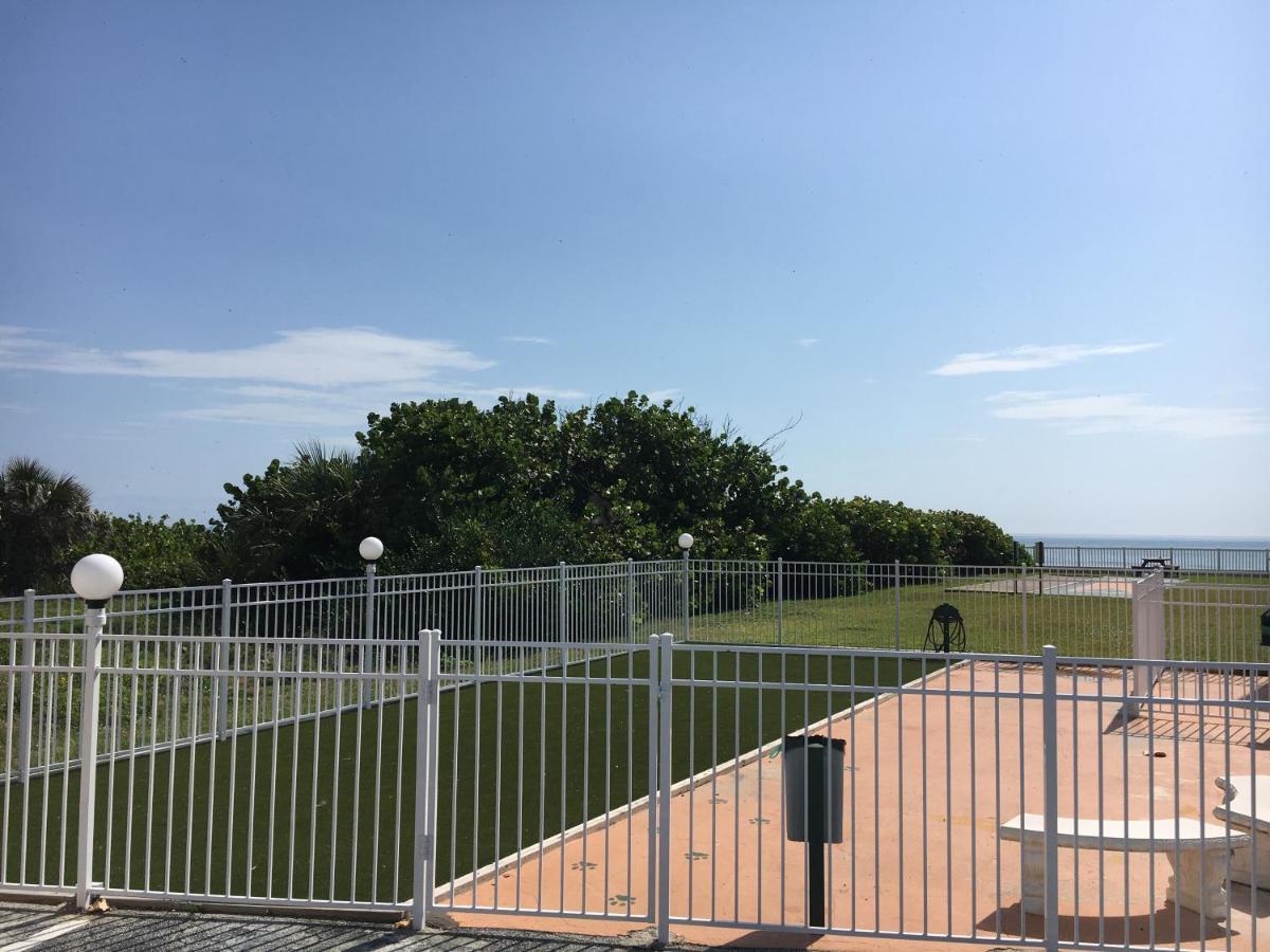 Paradise Beach Club - Oceanfront And Penthouse 세틀라이트 비치 외부 사진